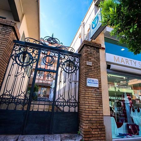 Domus Marti Hotel Formia Luaran gambar
